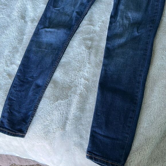 Super-Skinny Jeans - Picture 2 of 6